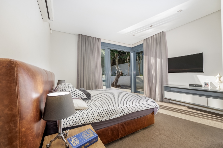 4 Bedroom Property for Sale in Vygeboom Western Cape